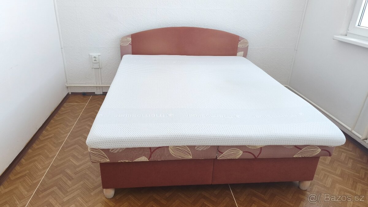 Manželská postel 160 x 200
