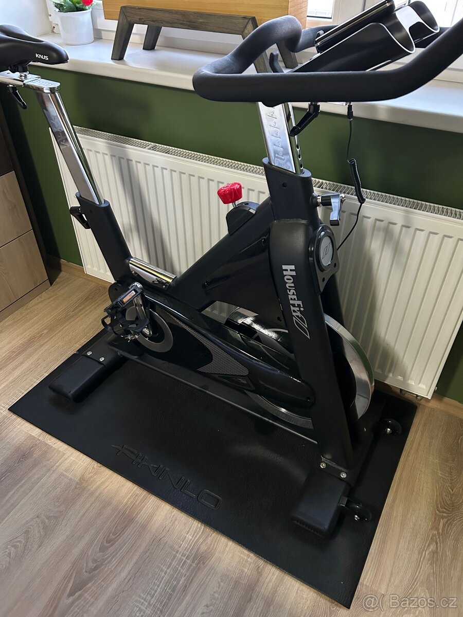Cyklo trenažér HOUSEFIT ASTRA v záruce