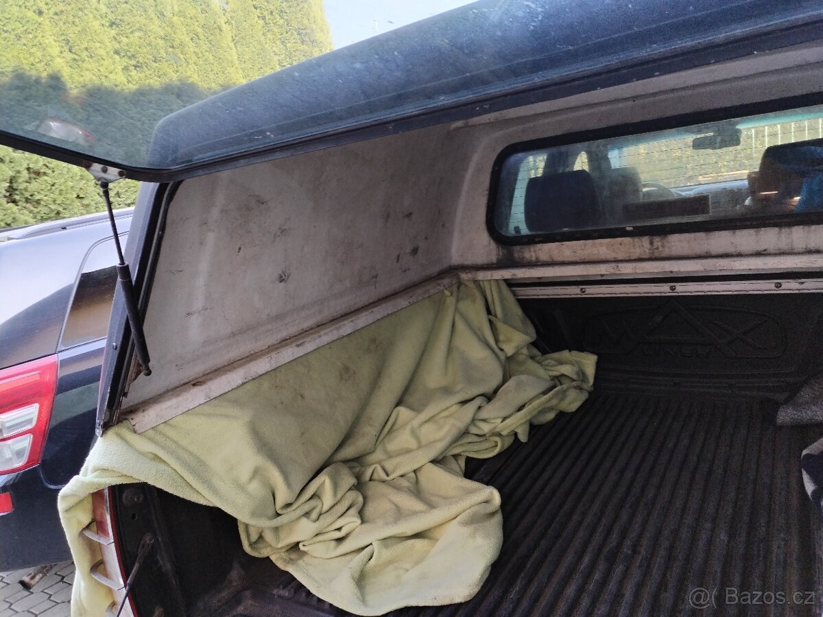 Prodám hardtop Nissan Navara