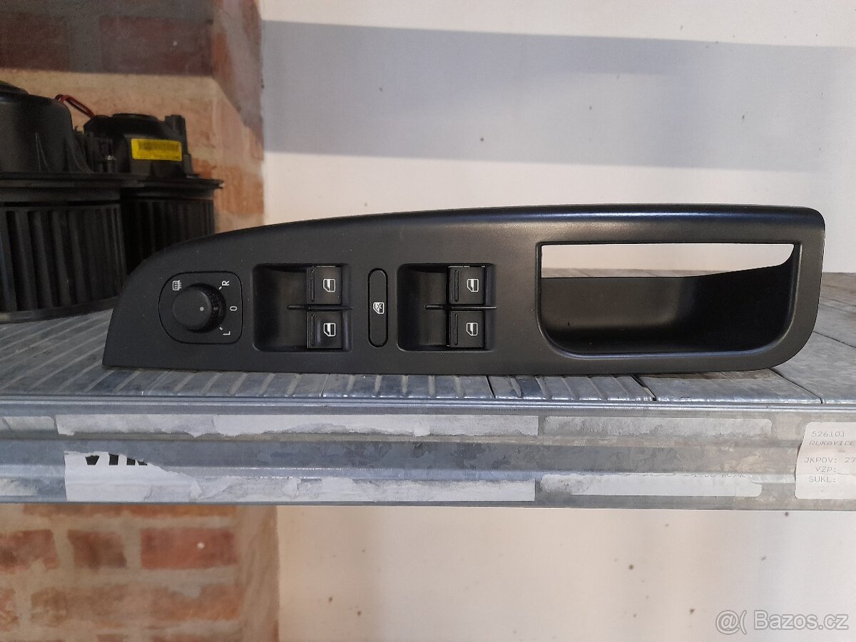 Prodám ovládací panel Golf 6