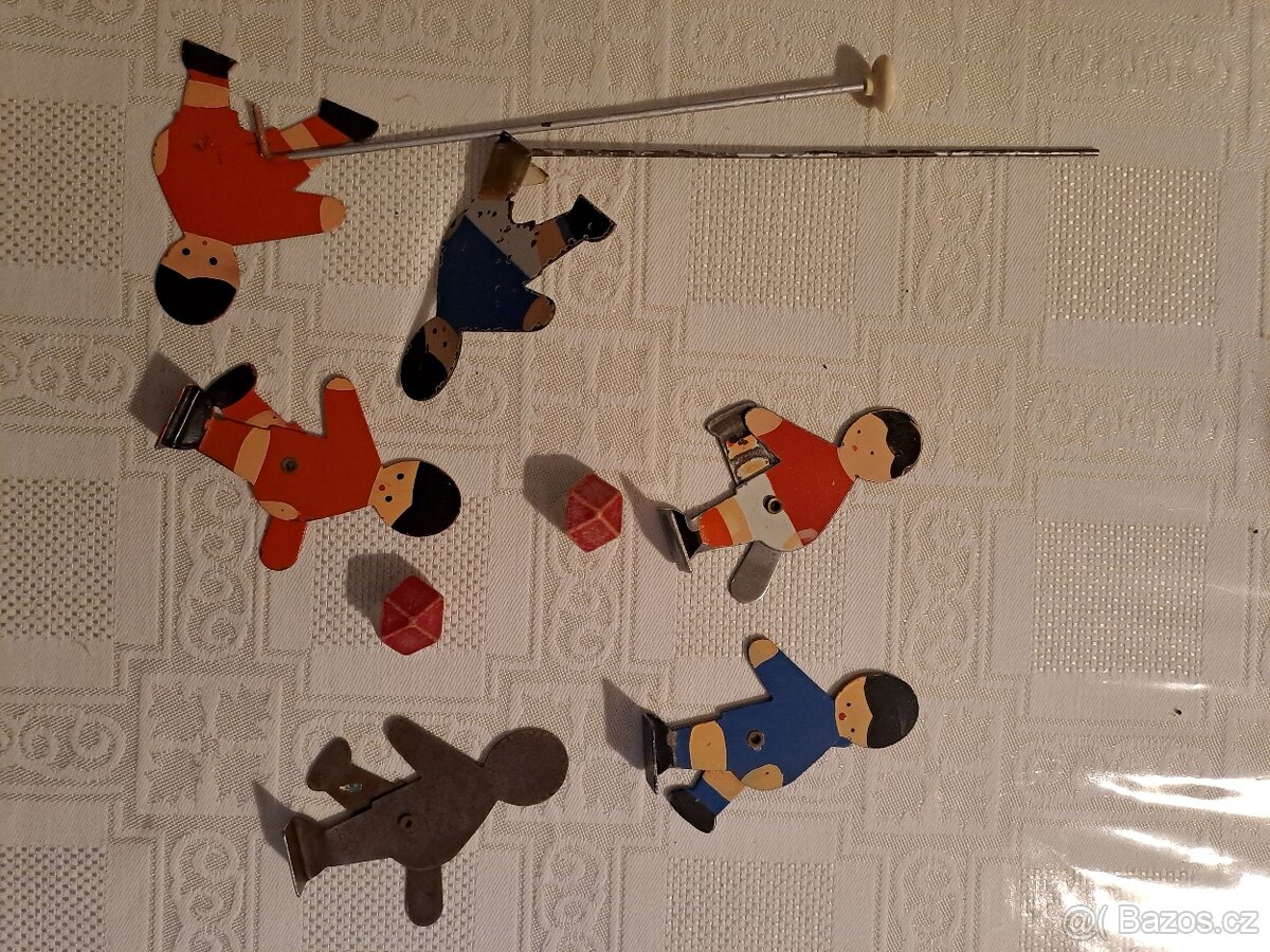 Staré figurky na stolní fotbal