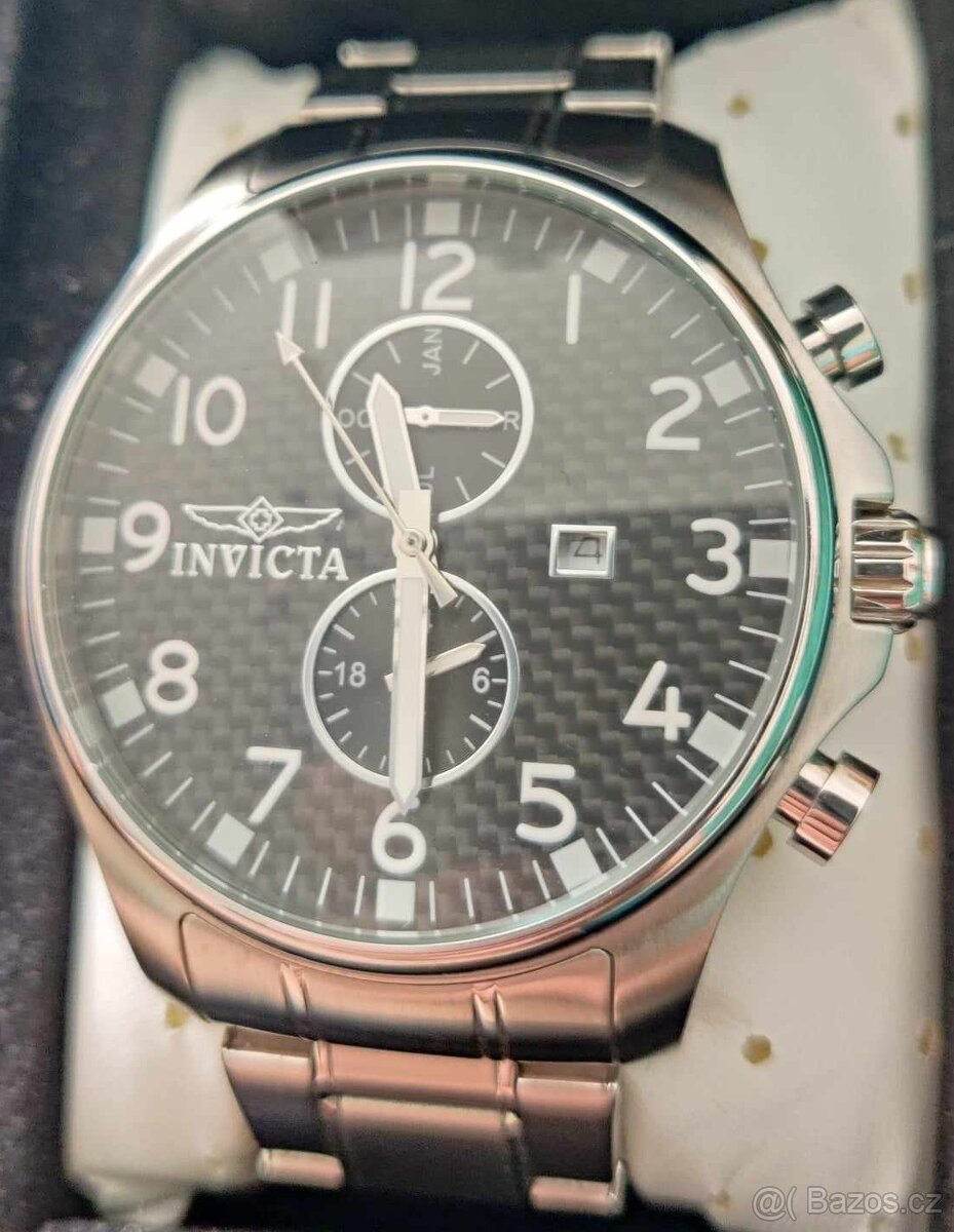 Invicta Specialty Collection model 0379