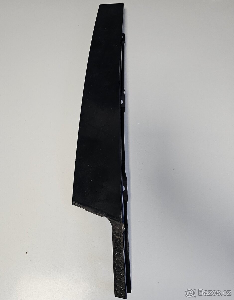 P.P. krycí panel dveří - Škoda Octavia III