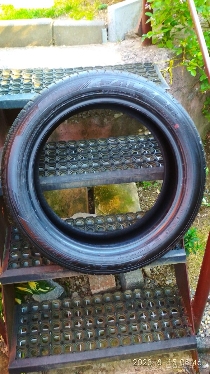 GUMY NA OSOBNÍ AUTO