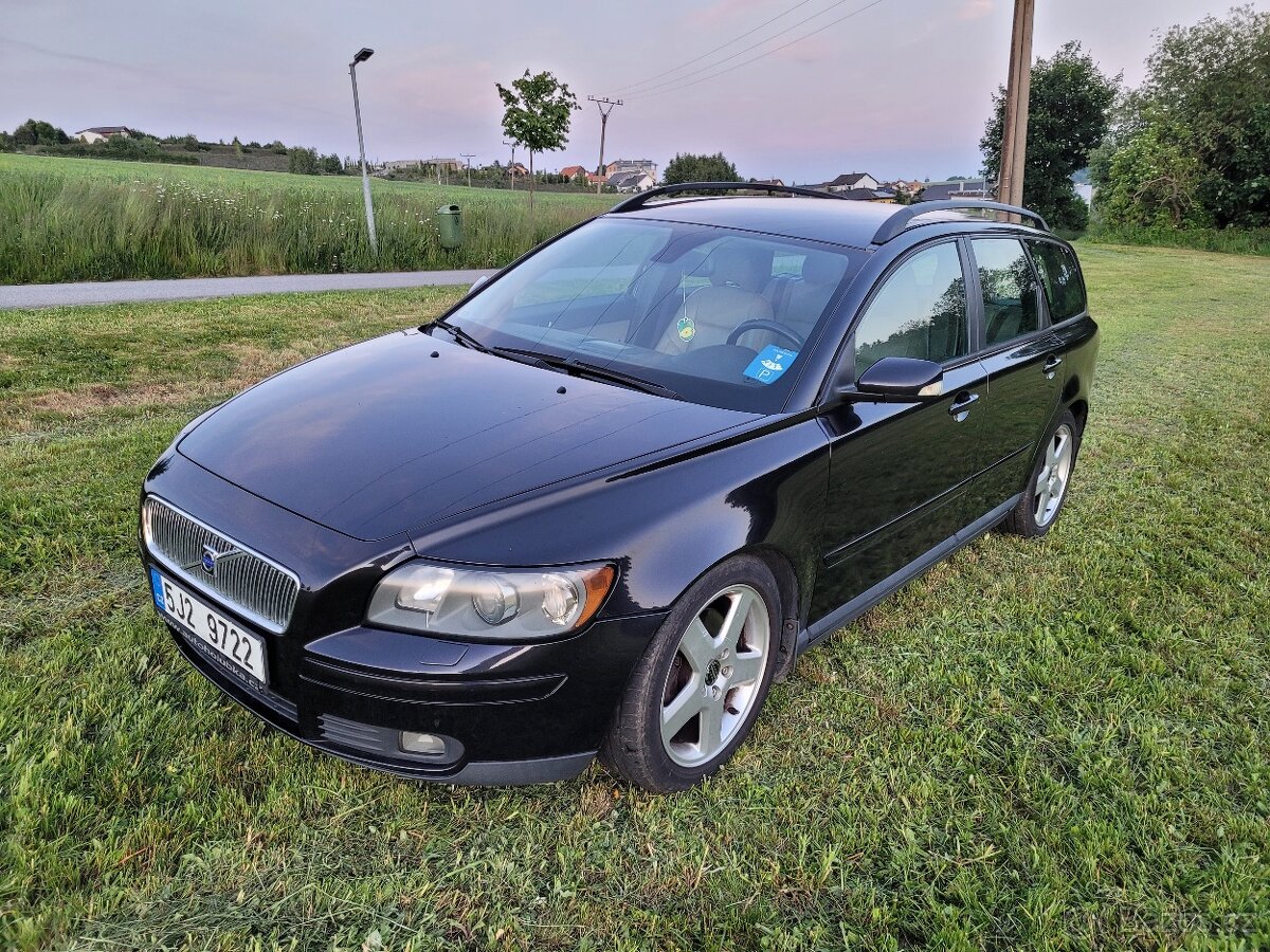 Volvo V50 2.0D 232 000km, 100kW