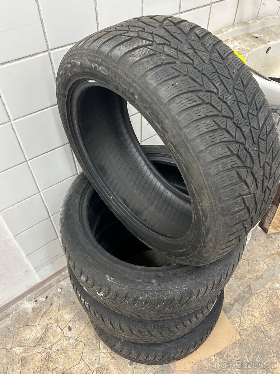 Zimní pneu Nokian 225/45 r17