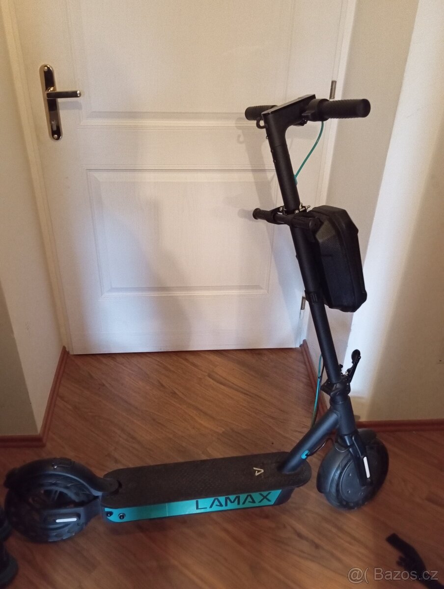 Elektrokoloběžka Lamax S11600