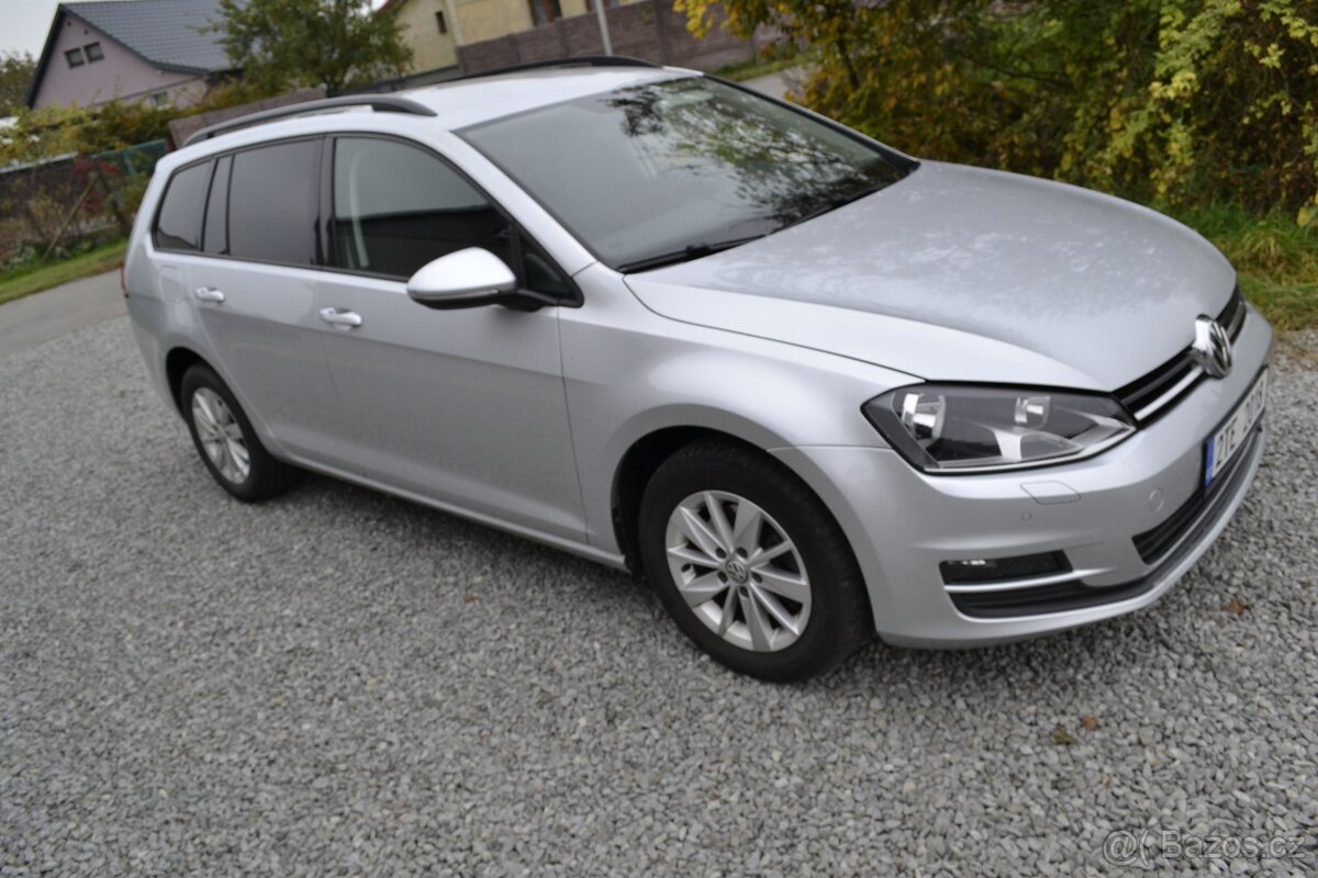 VW GOLF VII Variant 1.6TDI 77kW BMT DSG sklop. TAŽNÉ