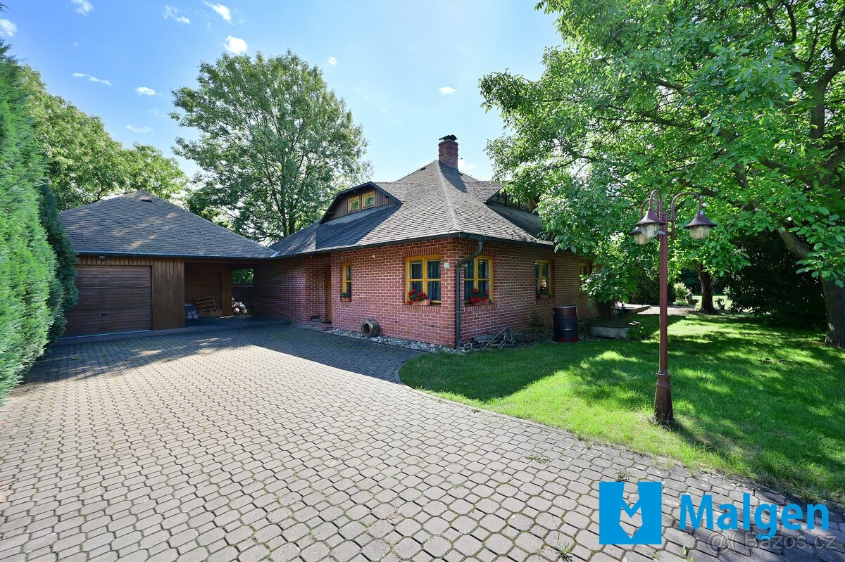 Prodej, Rodinné domy, 6+1, 330 m2, pozemek 1473 m2