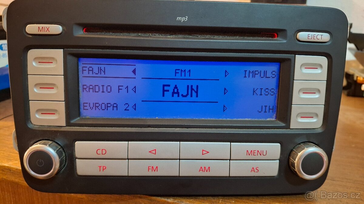 Autorádio VW RCD300 - Originál + PIN, funkční