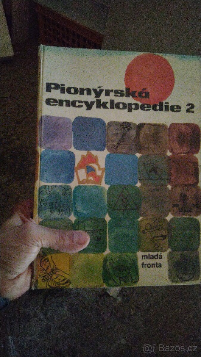Knížka Pionýrská encyklopedie 2