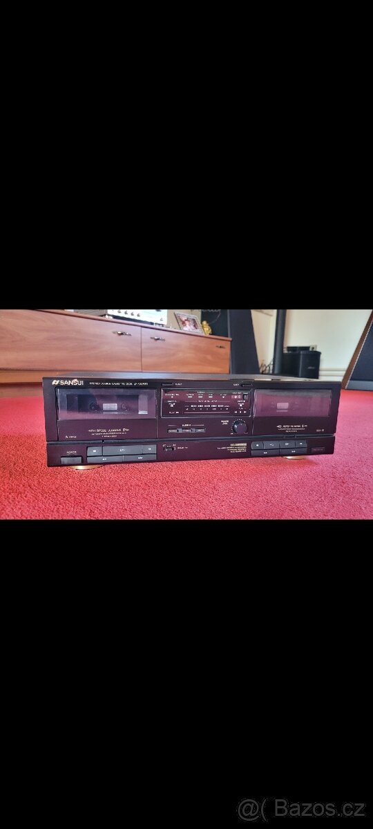Prodam stereo cassette deck sansui D 790wr