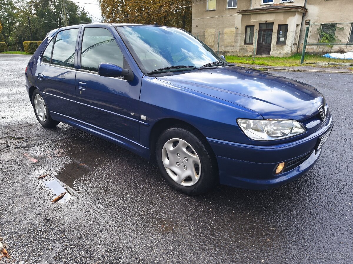 Peugeot 306 1.8 benzín