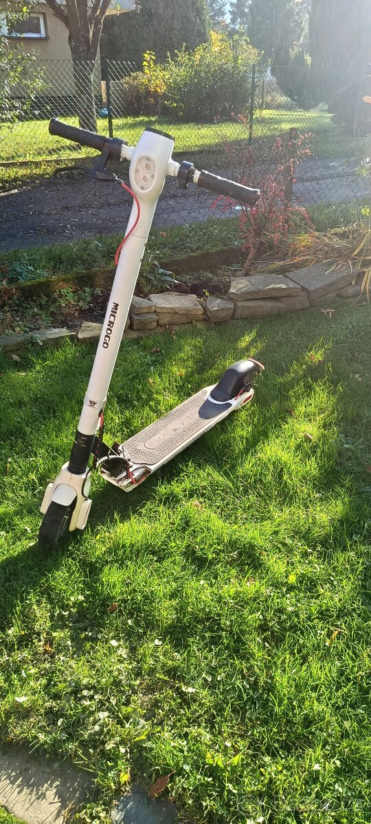 Elektrická koloběžka Microgo M5