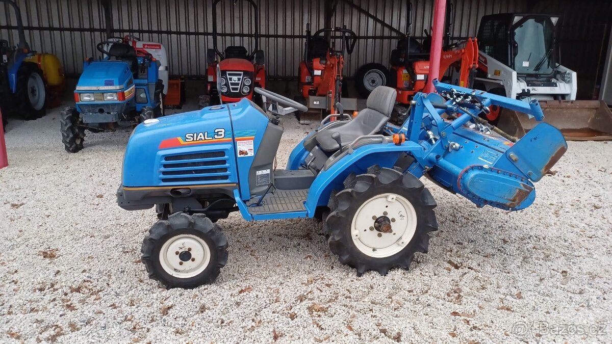 malotraktor Iseki Sial3 s rotavátorem