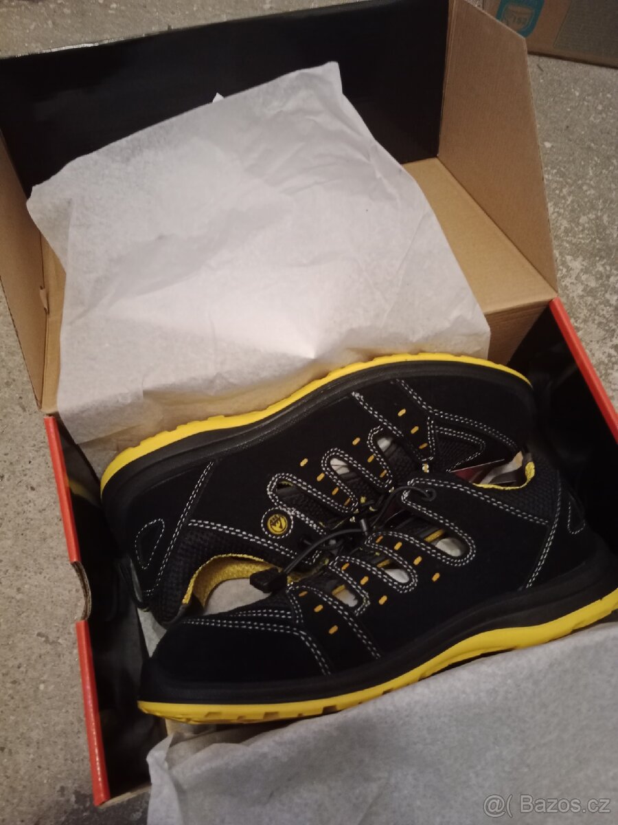 Pracovní obuv/sandál VM Memphis vel.43