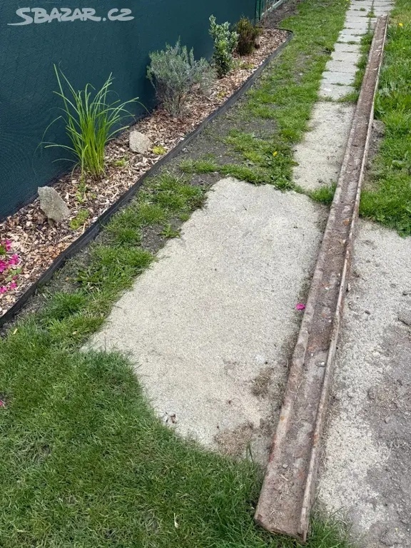 Traverza / Kolejnice na překlad