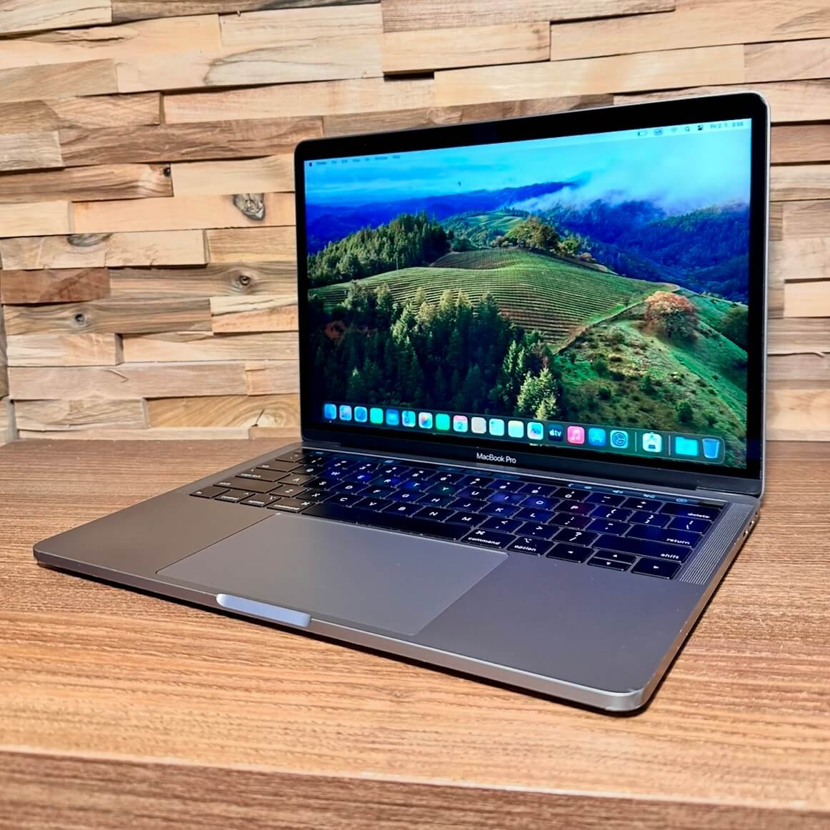 MacBook Pro 13 Touch Bar, i5,2019,16GB RAM,512GB ZARUKA