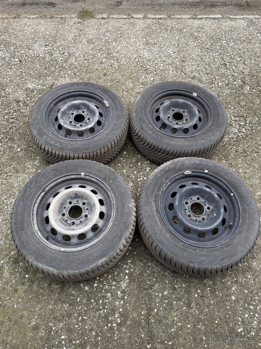 Zimní sada BMW - 5x120 - 195/65/15 vzorek 7,5mm