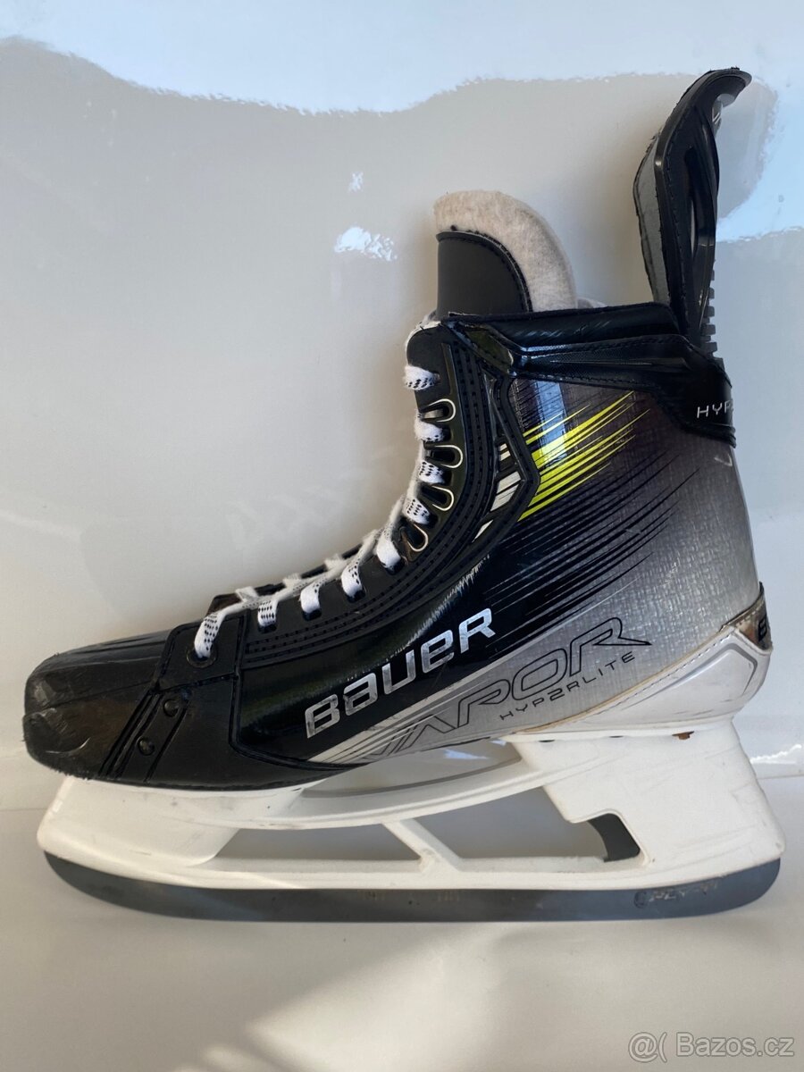 Brusle Bauer VAPOR HYPERLITE 2 TI č.10 TOP model