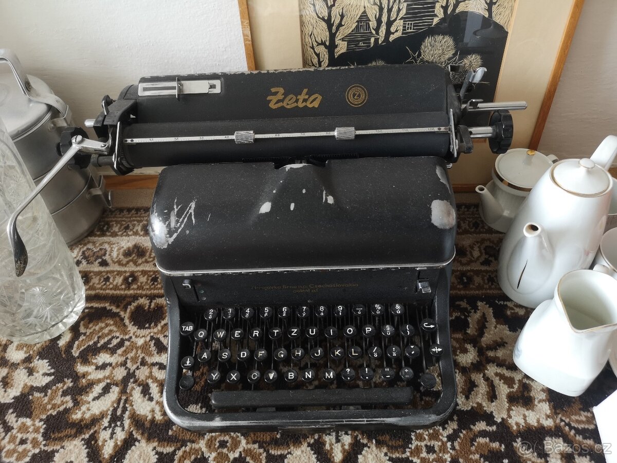 Staré psací stroje retro