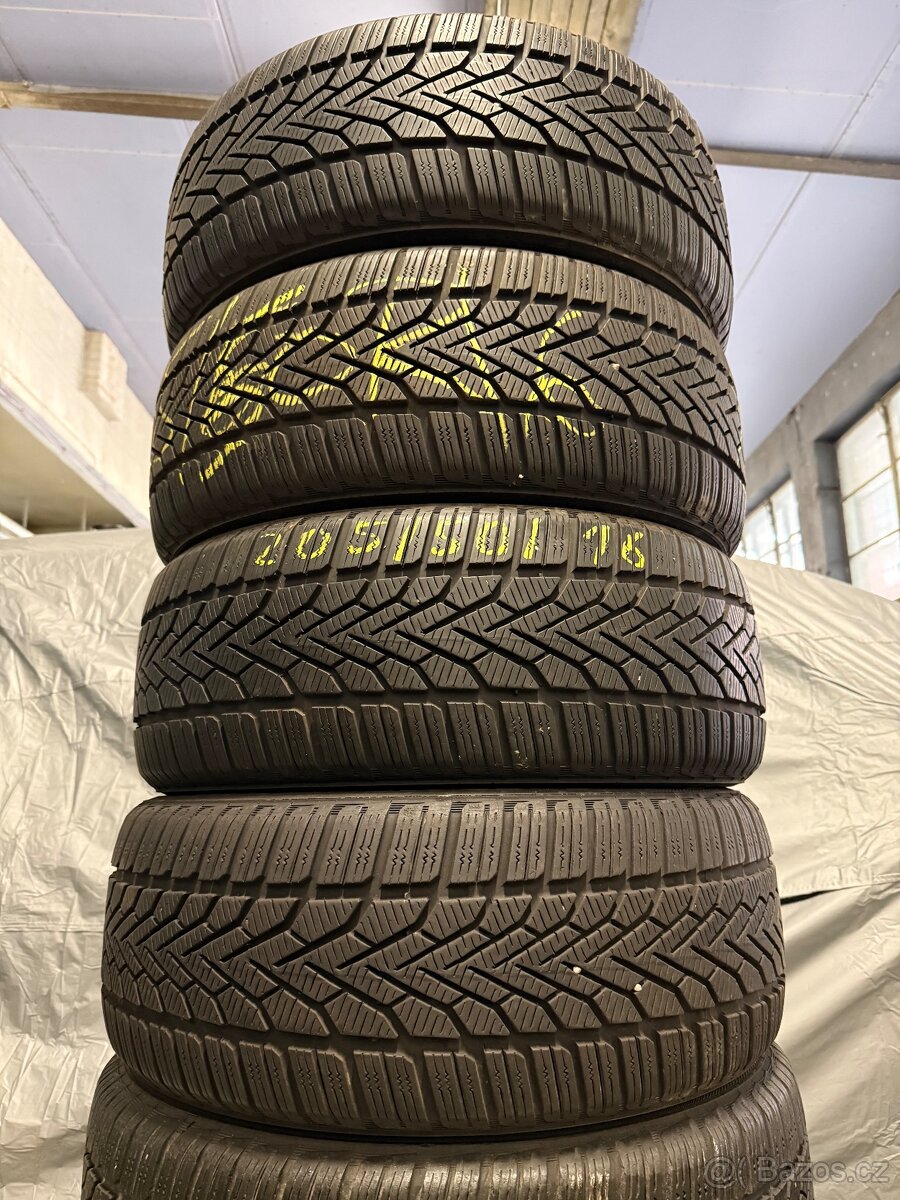 Prodám zimní 205/50/16 Semperit