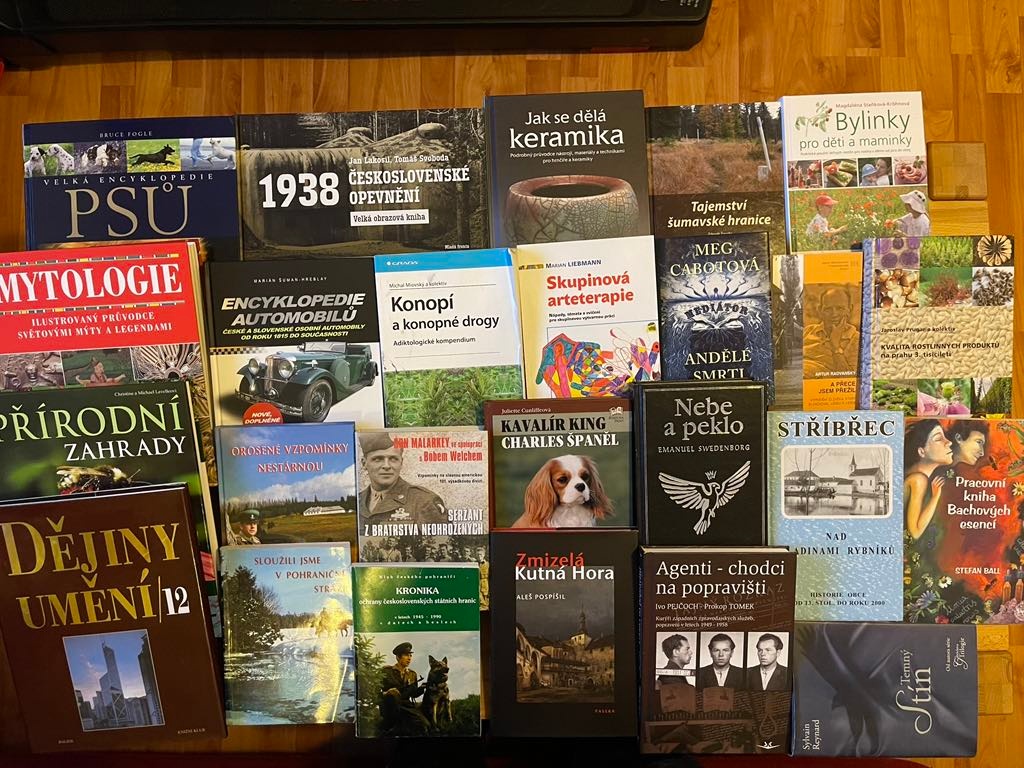 Tarot,Sklípkani,Karel IV,Živá voda,Věk urozených,opevnění -