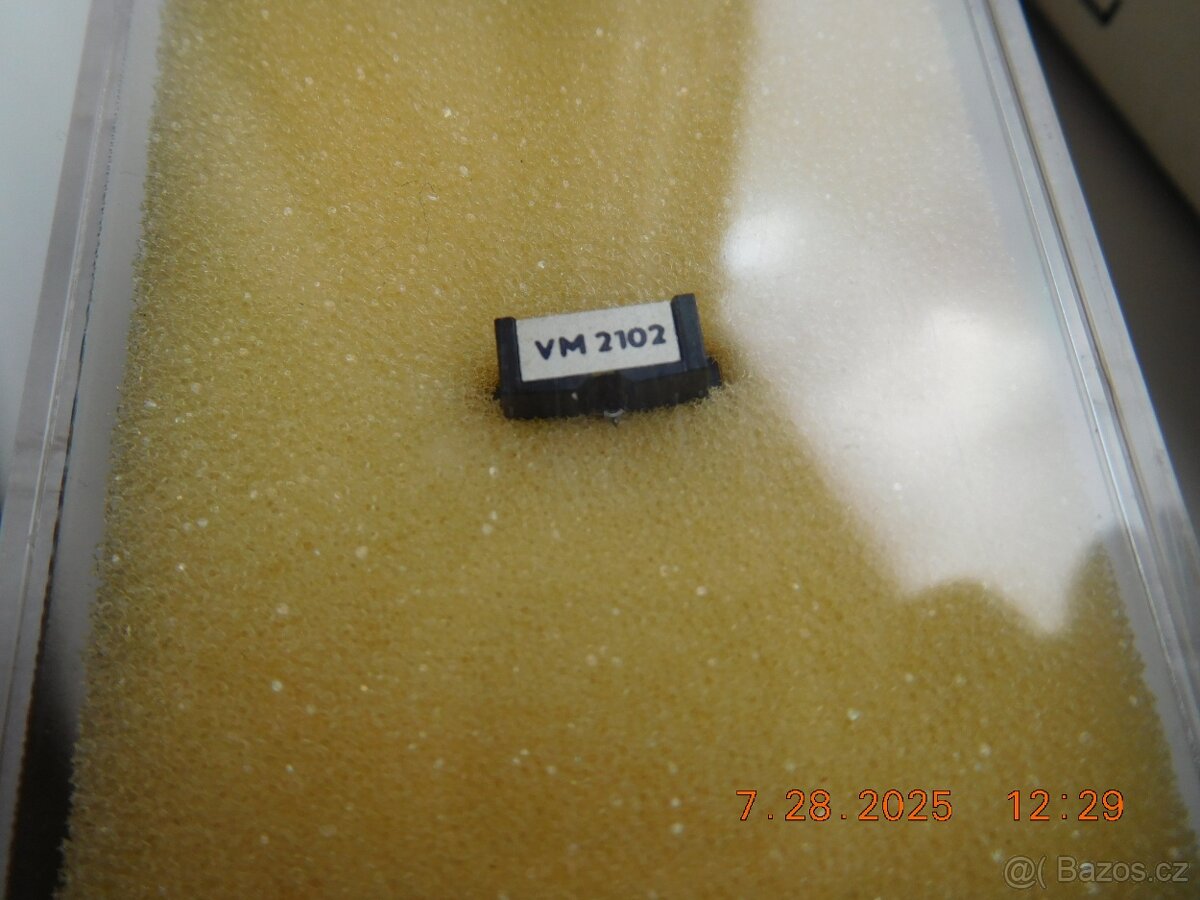 chvějka VM 2103 do gramofonu