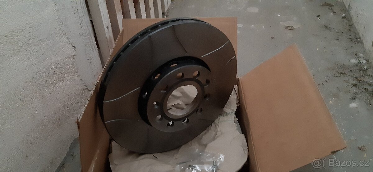 Prodám nové přední brzdové kotouče Brembo