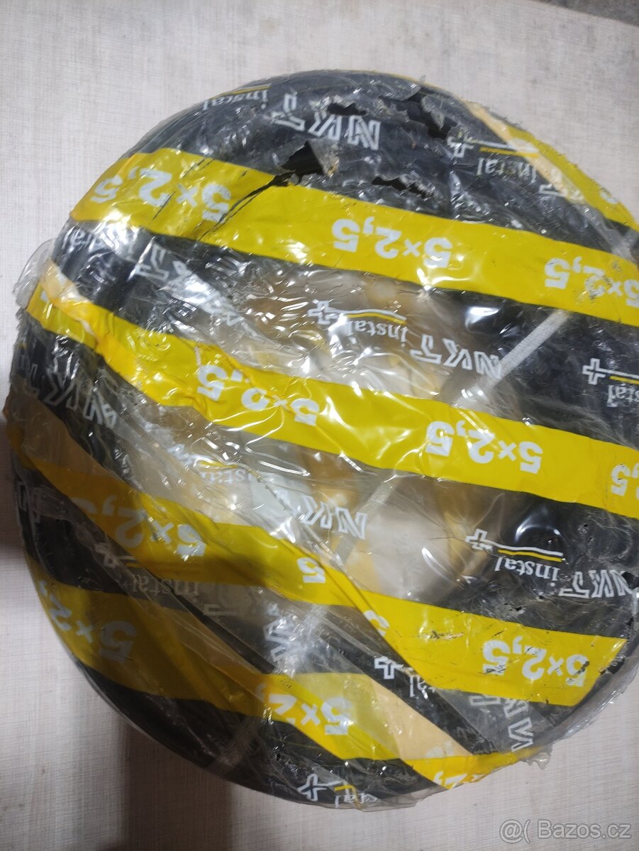 Prodám cyky kabely 3x1,5 na světla a 3x2,5 na zásuvky