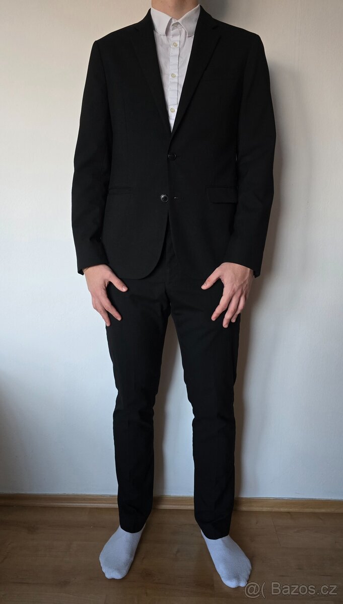 Pánský černý oblek Celio