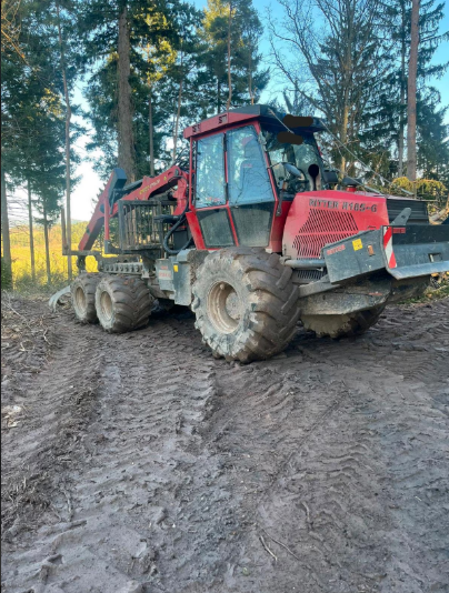 Lesní traktor RITTER R185-6