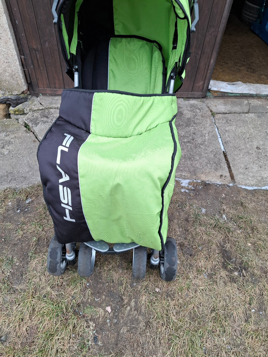 Prodám starší golfový kočárek