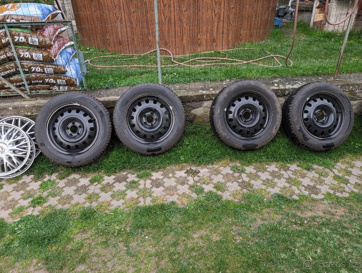 plecháče + celoroční pneu 205/60 R16 5x108 rozteč