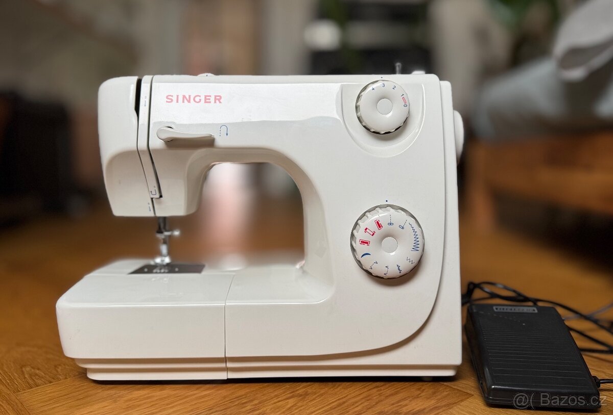 Sici stroj Singer 8280