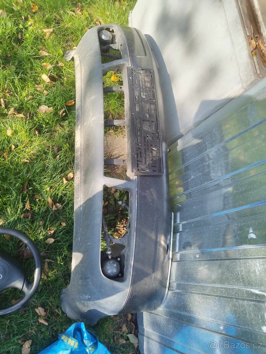 Přední nárazník Audi A6 c5