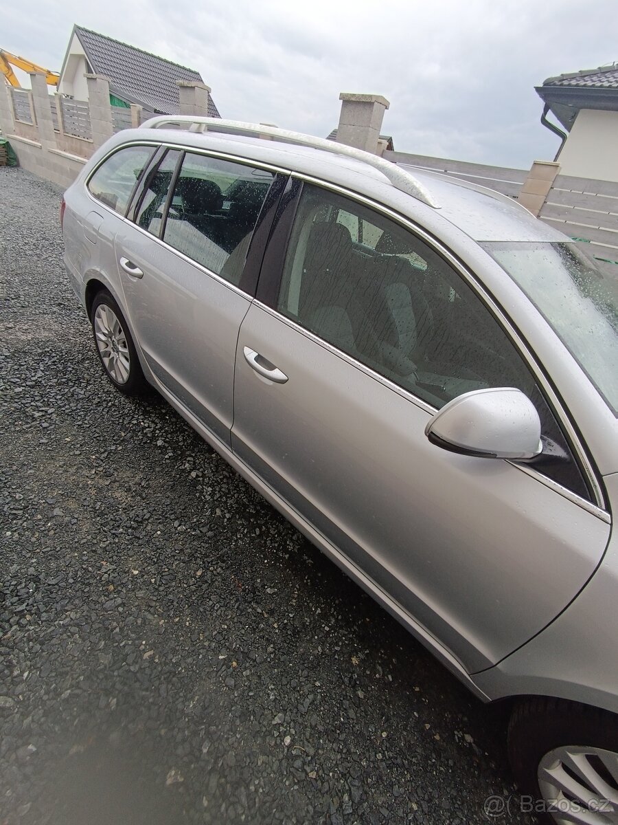 Kompletní dveře Škoda Superb 2 Combi 9156
