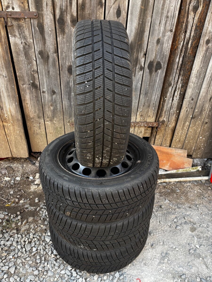 Prodám tuto sadu kol 5x112 r16 205/55/16 zimní pneu, 1500/ks