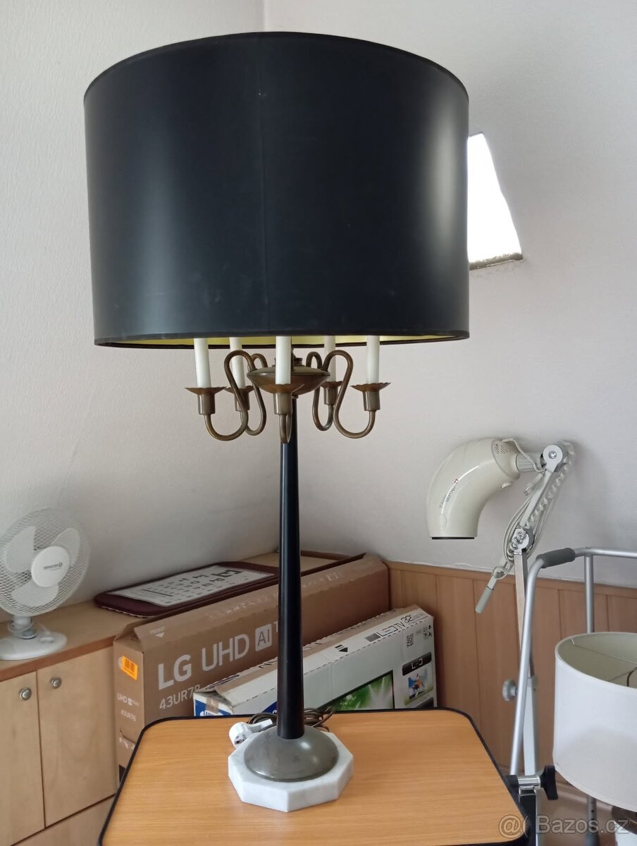 Prodám starožitnou lampu