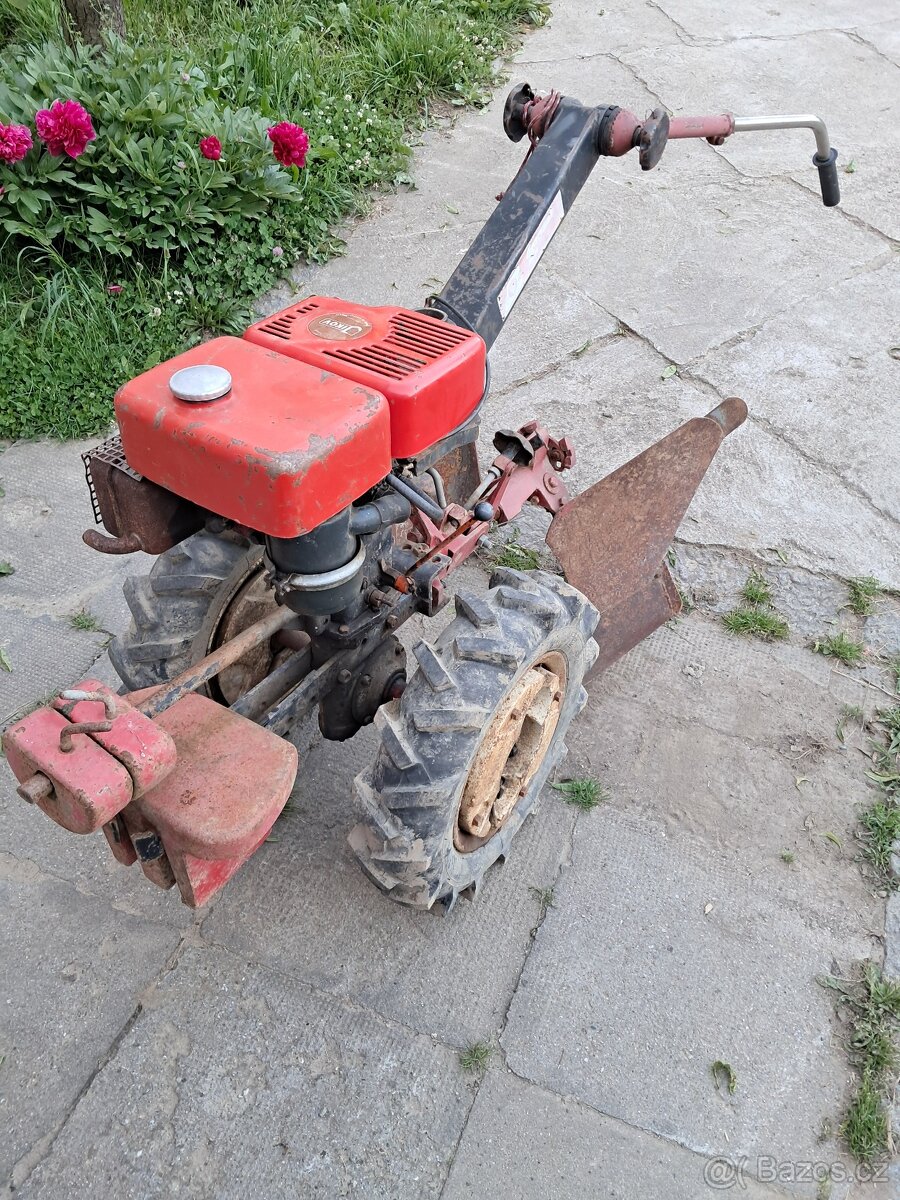 Vari, tera, fréza, půdní fréza , motorobot