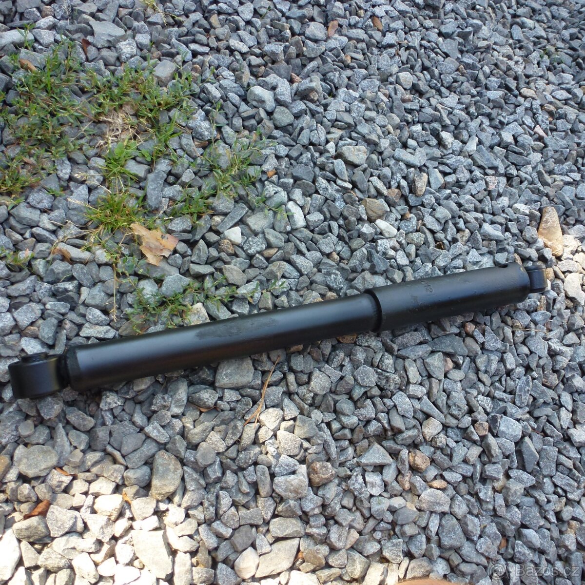 Suzuki Samurai tlumič řízení