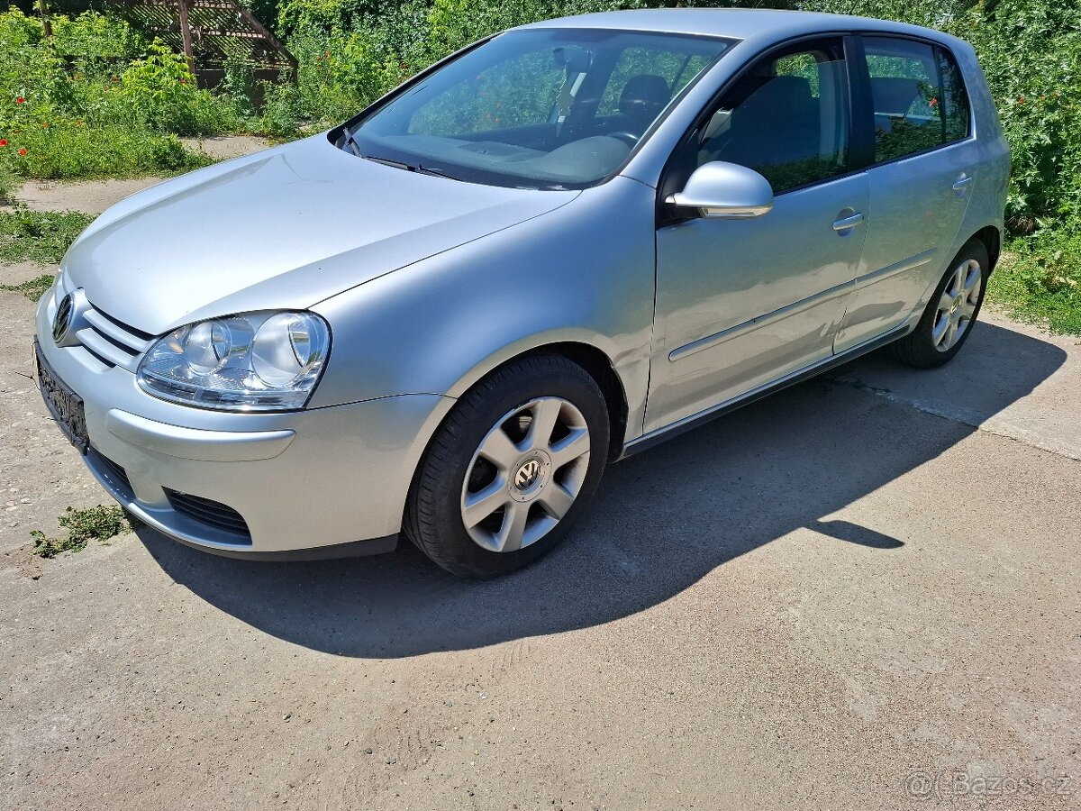 VW Golf VI 1.4i 59 kw Klima Model 2009.Nová Stk.-