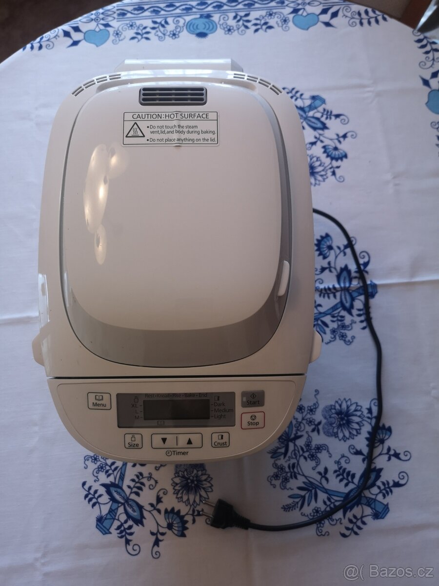 Panasonic SD-2501 - Automatická domácí pekárna