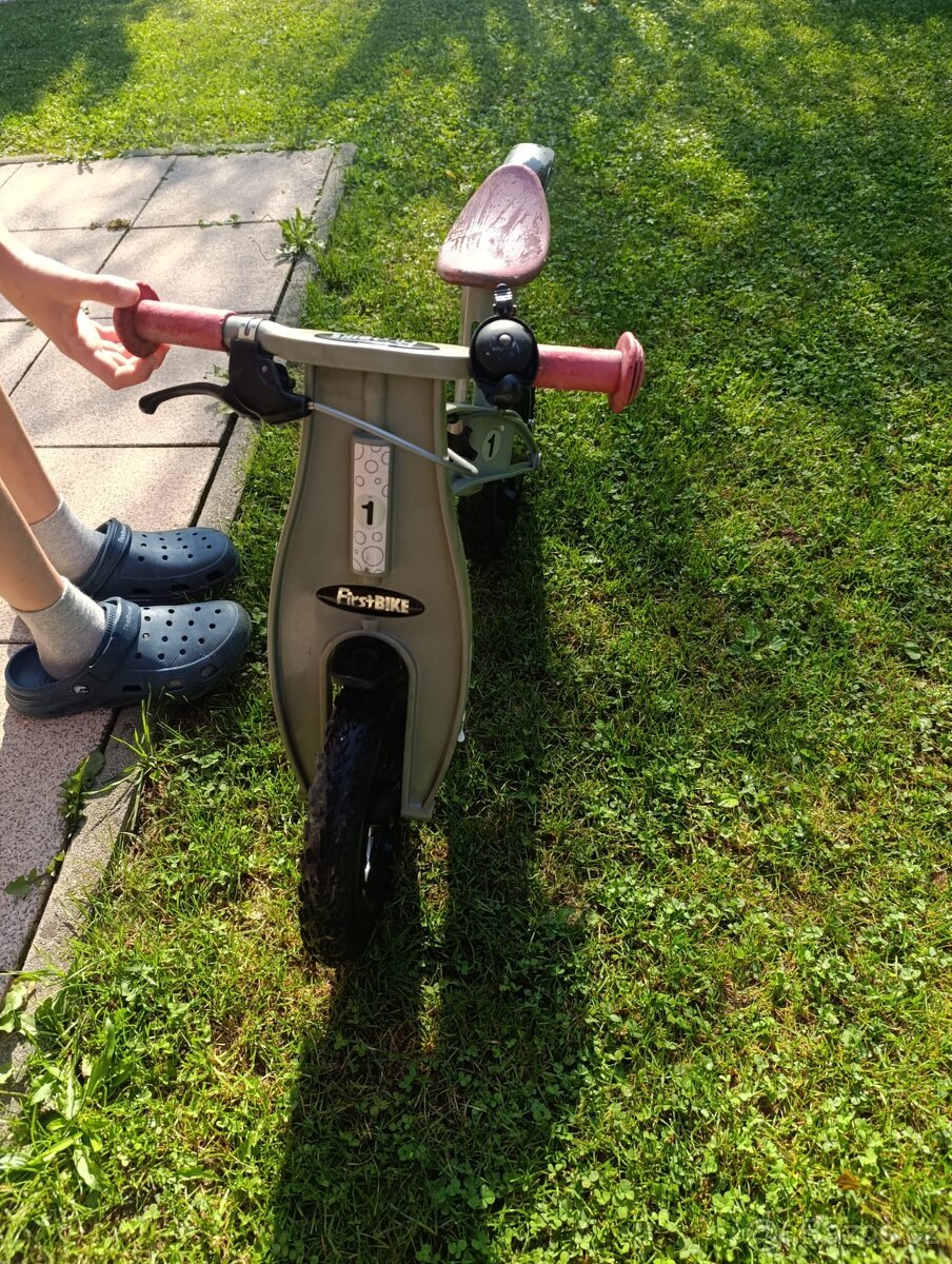 Odrážedlo Firstbike