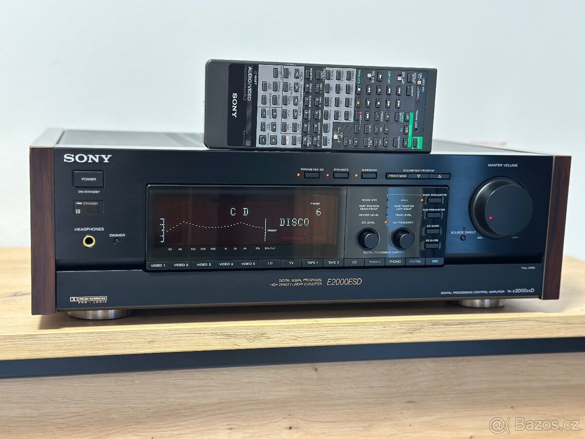SONY TA-E2000ESD PŘEDZESILOVAČ EKVALIZÉR DÁLKA