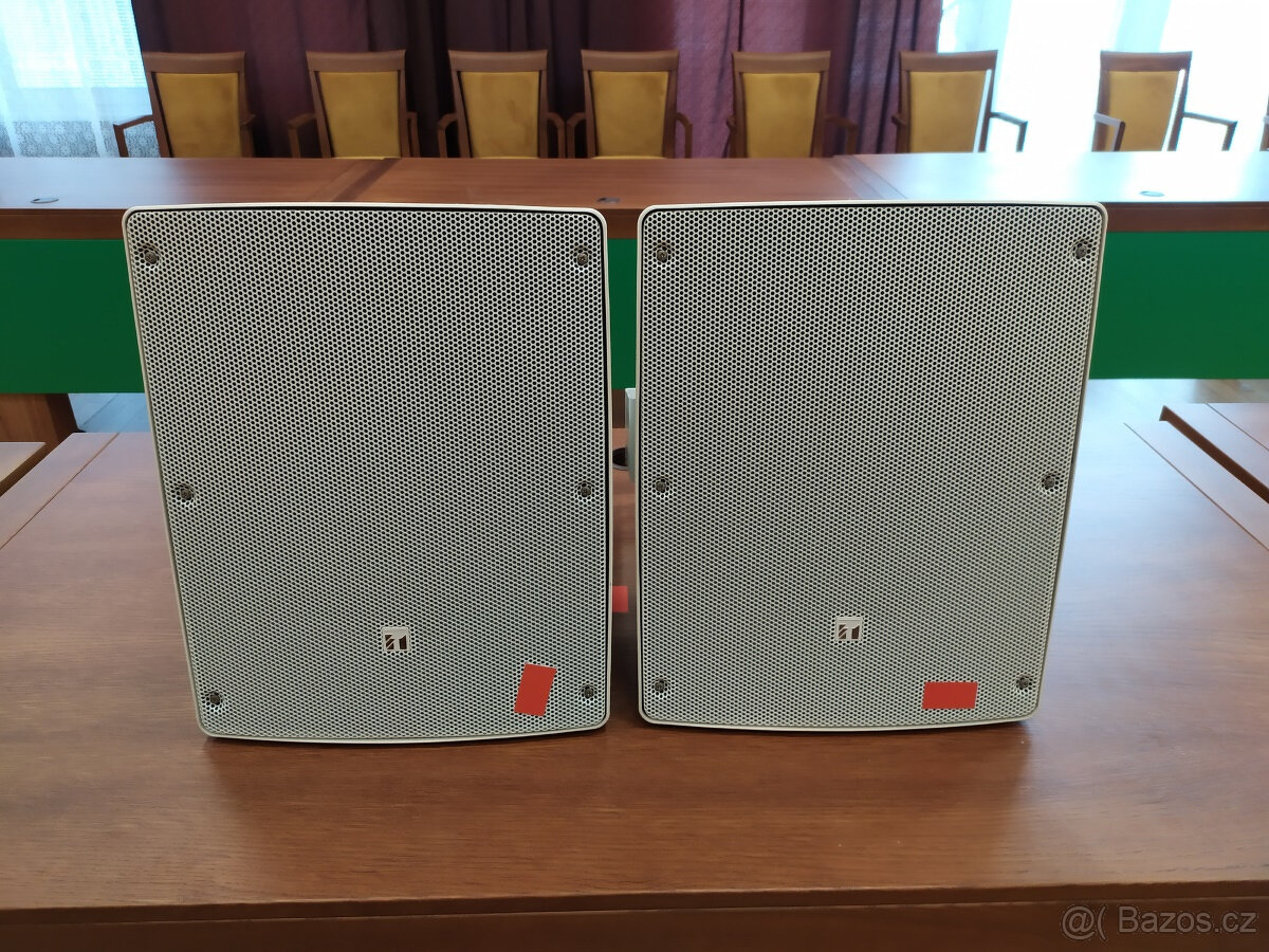 Reprosoustava TOA HS-120W včetně držáků