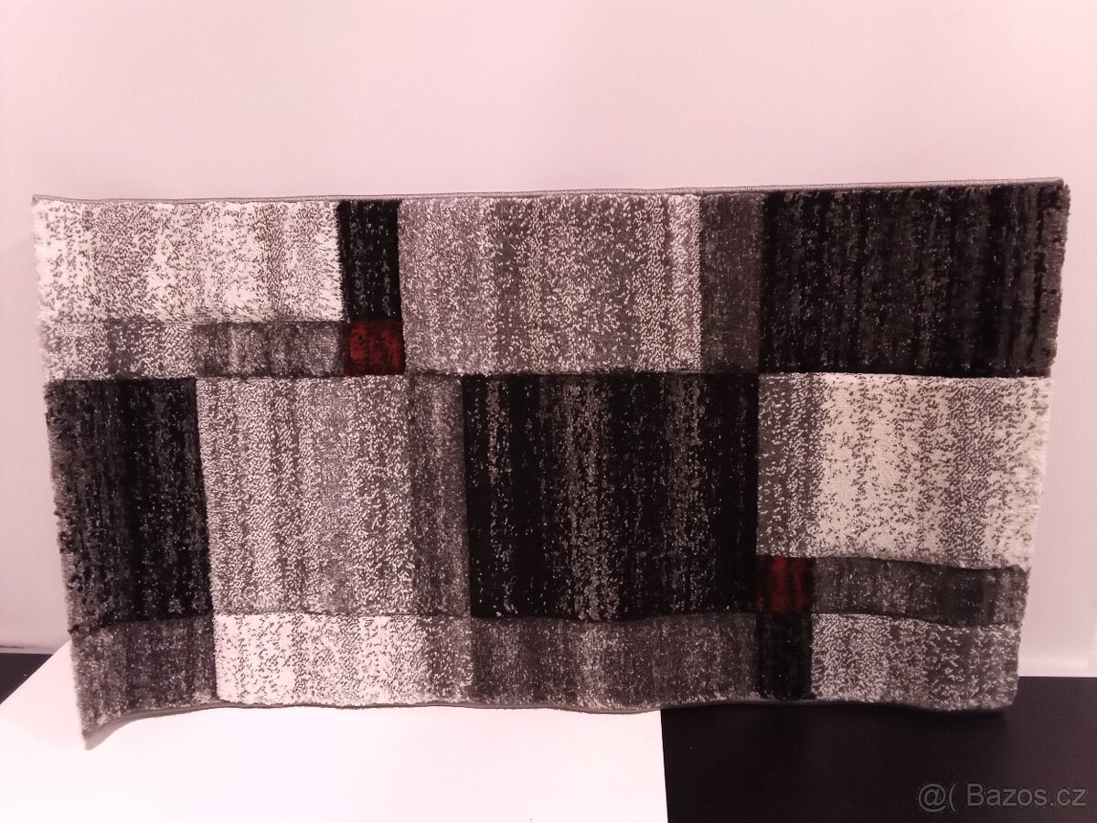 NOVÝ koberec Tomassuci 60cm x 110cm nepoužité zboží