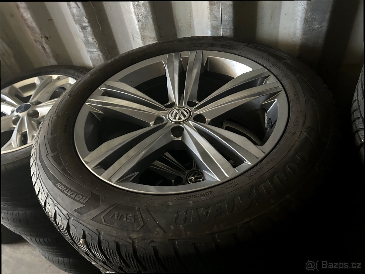 VW Touareg CR letní alu kola, sada R19