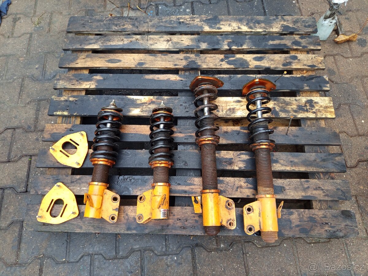 Subaru Impreza tlumiče