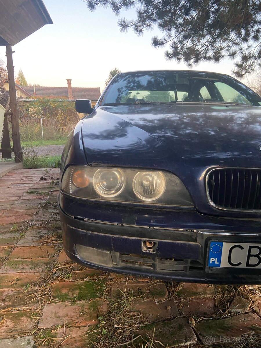 BMW E39 525i (PL)